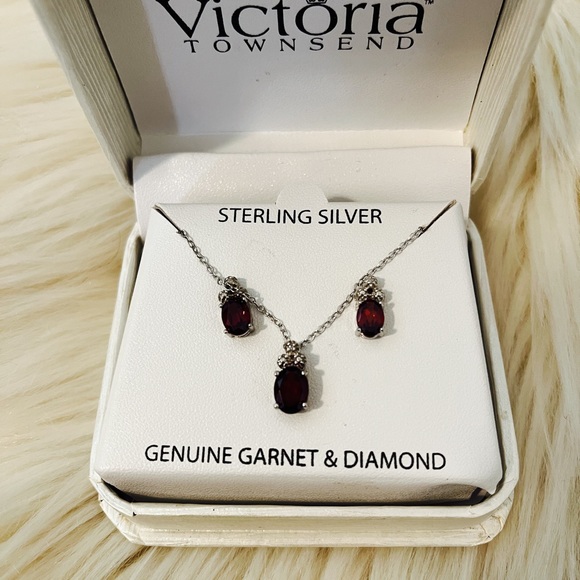 💛Sterling Silver Earrings & Necklace Set - Picture 4 of 8